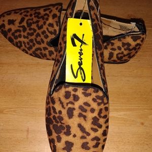 Seven7 Cheetah Print Flat